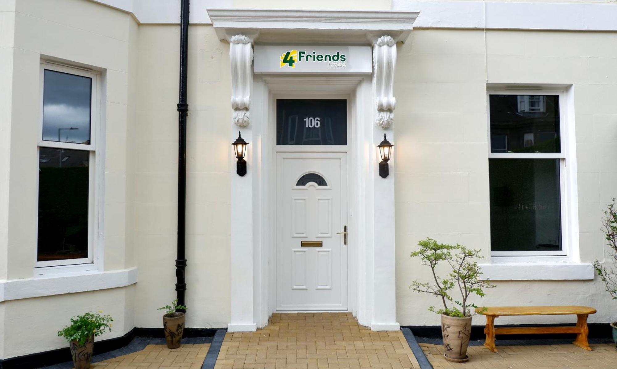 4 Friends House Hotel เอดินบะระ ภายนอก รูปภาพ